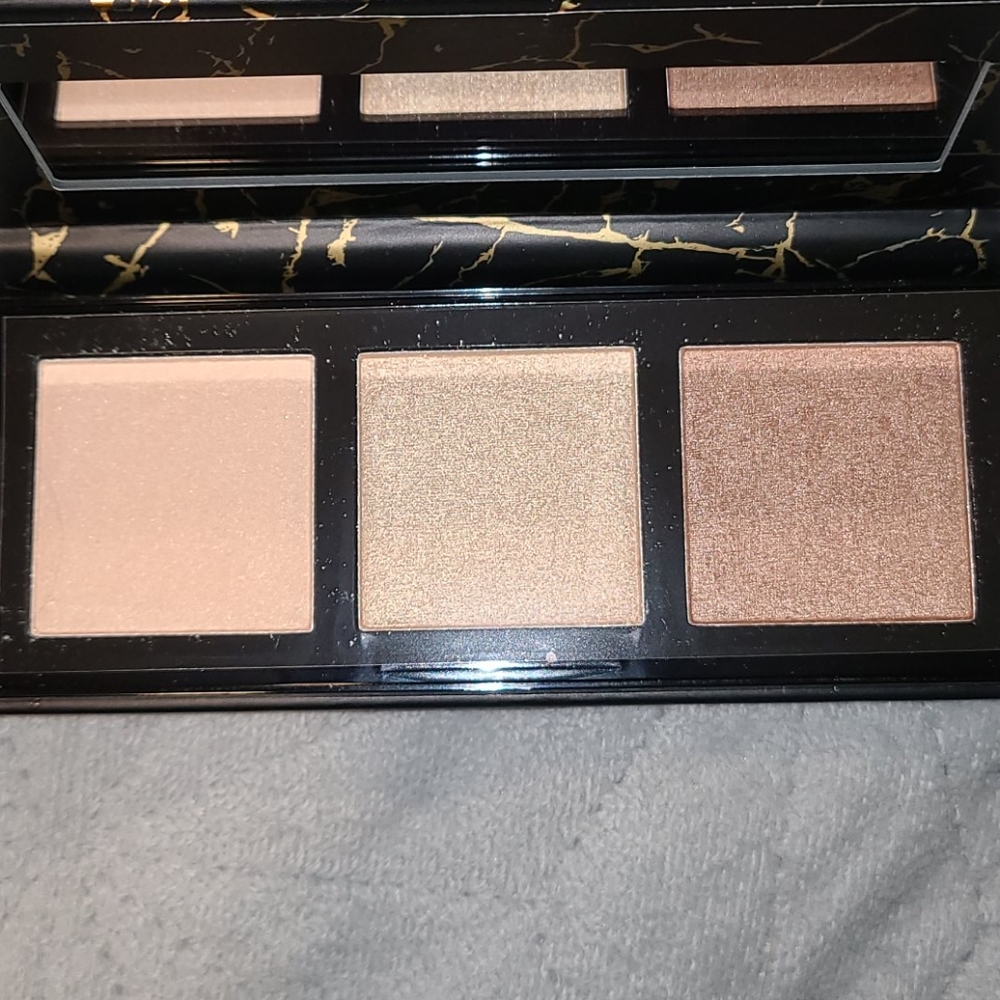 Catrice cosmetics highlight & bronze palette 🌞☀
